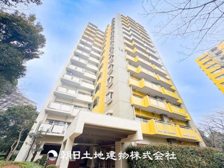 外観 表現された空間はたくさんの光を浴び、風を感じ、暮らしの時間を豊かにしてくれます。