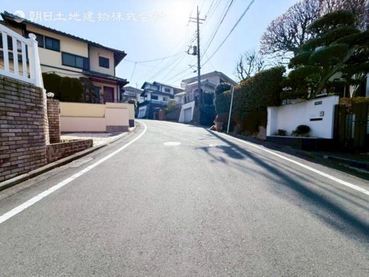 外観 開放感があり日当りも良好です！目の前に広がる開放感とゆとり。暮らしの夢を育む住まいがここにあります！