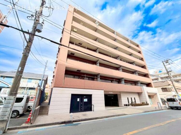 外観 開放感があり日当りも良好です！目の前に広がる開放感とゆとり。暮らしの夢を育む住まいがここにあります！