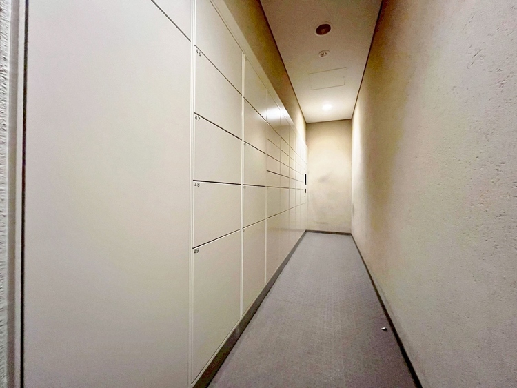 設備 留守時に便利な宅配ボックスを完備。