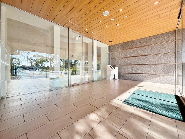 エントランス エントランスは、毎日の行き帰りで使う大事な空間です。