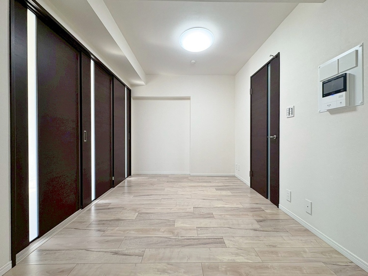 居間 豊かな居住性と、安心感を満たすクオリティが見事に調和した住空間。