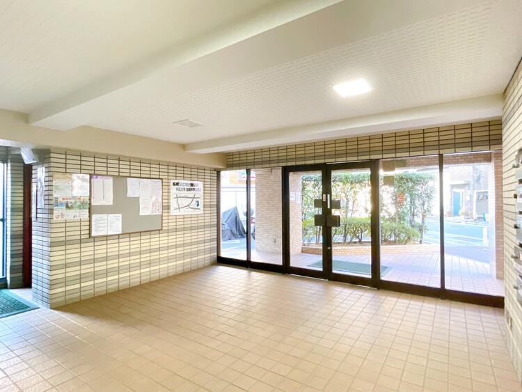 エントランス エントランスは、毎日の行き帰りで使う大事な空間です。