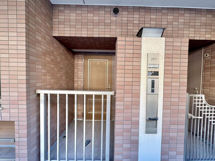 その他 清潔感のある落ち着いた雰囲気の玄関です。