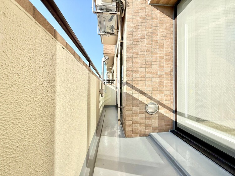 その他 朝の澄んだ空気や、夕方に吹く清々しい風を感じられるバルコニー。