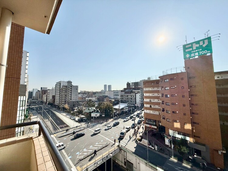 その他 眺望や窓からの景色が良いと、家で過ごす時間も快適です。