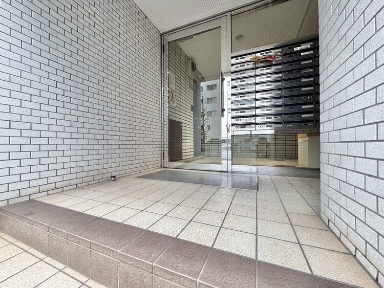 その他 館内は静寂な中が保たれており、管理が行き届いている印象を受けました。