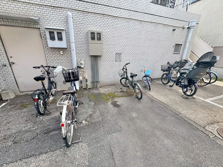 その他 駐輪場も綺麗に整頓されています。※空き状況は都度ご確認下さい。
