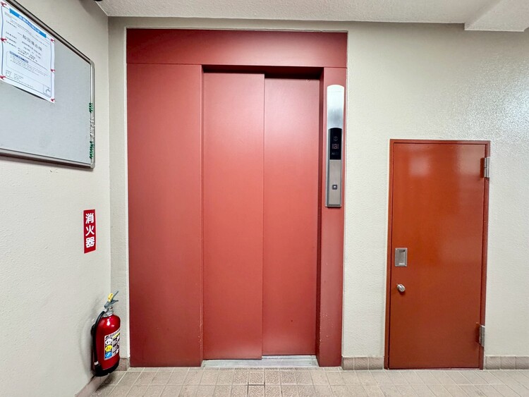 その他 エレベーター完備のため荷物が多くなっても安心。