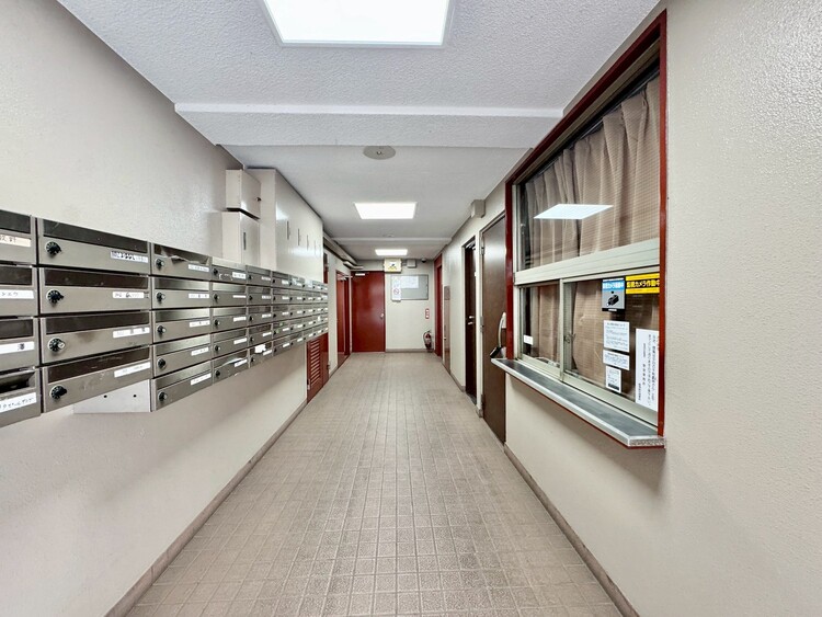 その他 館内は静寂な中が保たれており、管理が行き届いている印象を受けました。