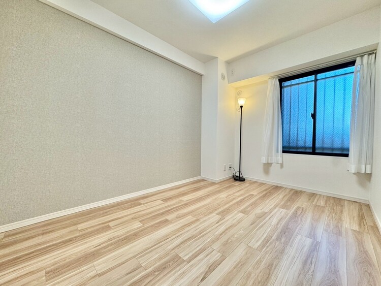 その他 清かで艶やかな時間をもたらしてくれる室内です。