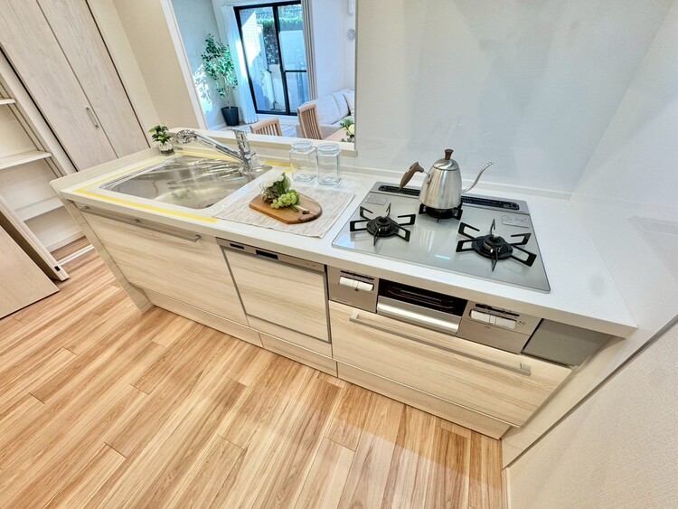 その他 開放感のあるキッチンスペース。調理をしながら、会話も弾みそうですね。