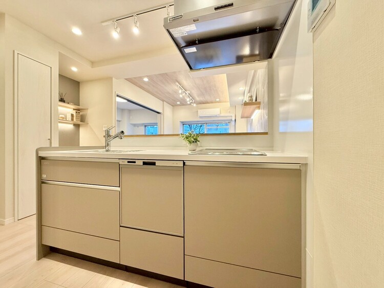 その他 使いやすくスタイリッシュなキッチン空間になっております。