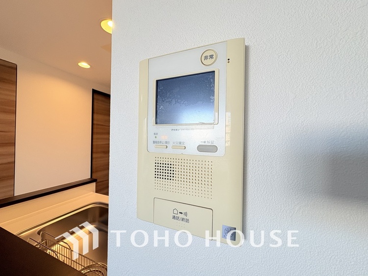 その他 来客が一目でわかるモニター付きインターホン