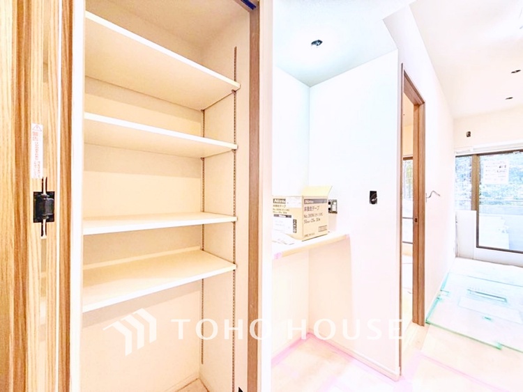 内装 収納力に優れた居室で、すっきりとした暮らしを実現。快適な生活空間が広がります。