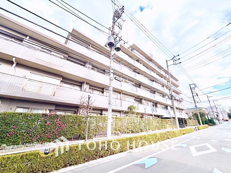 内装 各居室にクローゼットを完備。暮らしの動線に配慮したレイアウトで、片付けやすく快適に過ごせます。