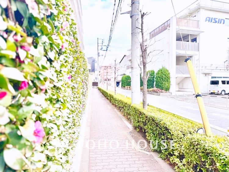 収納 大きな収納スペースで、家族の荷物をしっかり整理し、暮らしを快適に保てます。