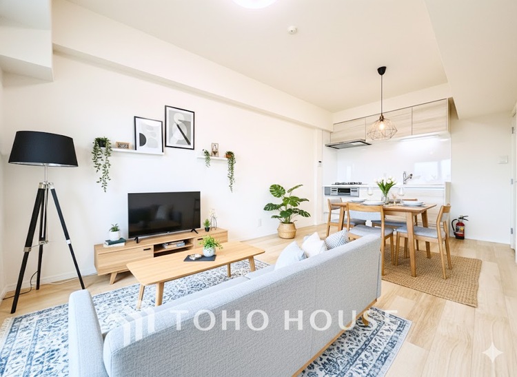 内装 ※家具はCGです。触れることが出来そうな環境が、そのままインテリアに。その豊かで眩い眺望には、心地よい光と風が溢れ、ずっと眺めていたくなるような空間を演出してくれます。