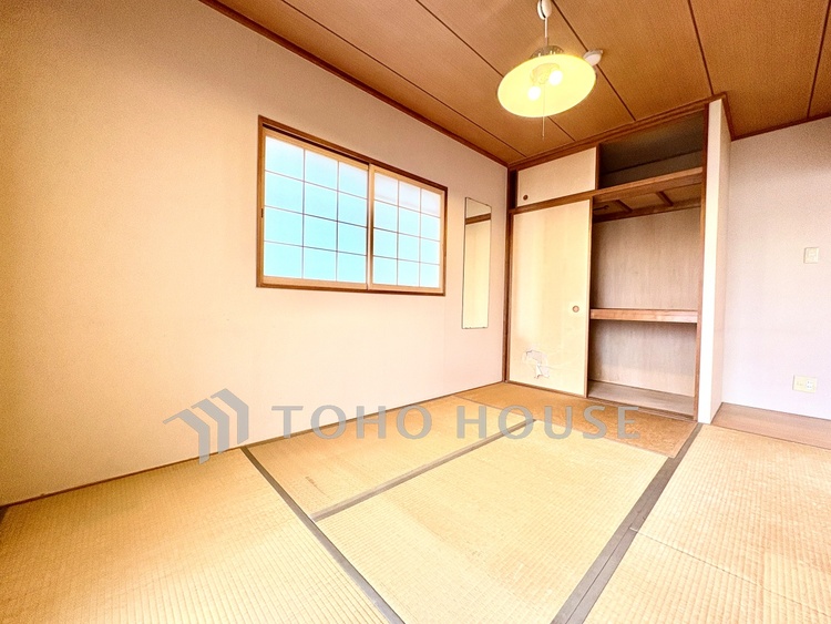 内装 ◆癒しの空間◆室内構成に拘り採光とセンスを散りばめた空間。それは『柔らかさ』に似た素敵な居場所。そこに暮らす人のことを考えつくり出したものは『癒し』という心地よい居場所なんだと思う