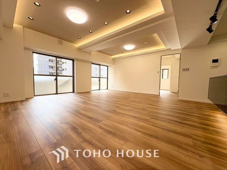 内装 【LIVING】◆煌びやか◆愛おしい家族との団欒の時間をより一層幸せなものに感じさせる煌びやかなLDK。輝かしい毎日が待っています。