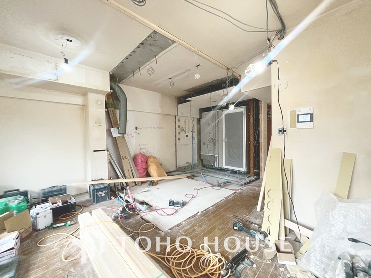 内装 現在改装中◆住む喜び、楽しさ、感動◆を君と共有したい。いつまでもずっと家族を見渡せるこの広い空間で。