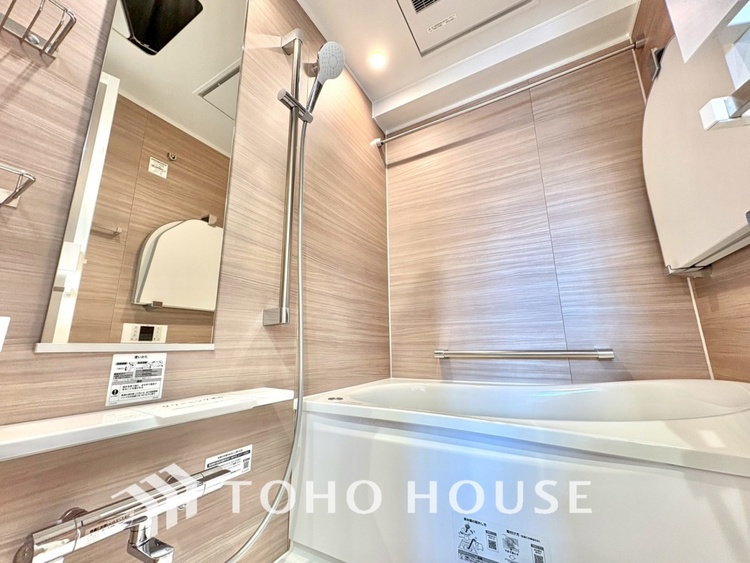 風呂 【BATHROOM】◆プライベートな空間◆simpleだからrelaxできるんです。こころもからだもキレイさっぱり。