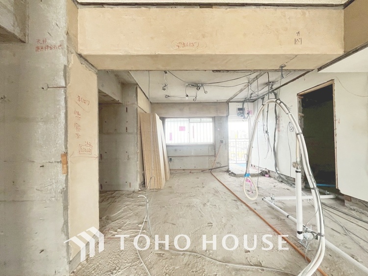 内装 現在改装中◆快適◆な暮らしに不可欠な収納スペース。快適さとともに思い出も詰まっていく。