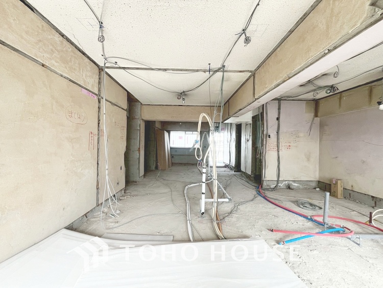 内装 現在改装中◆眩い◆光が燦々と入り、家族の笑顔を照らす。「いつまでも続いて」と願う夢のような毎日がここにある。