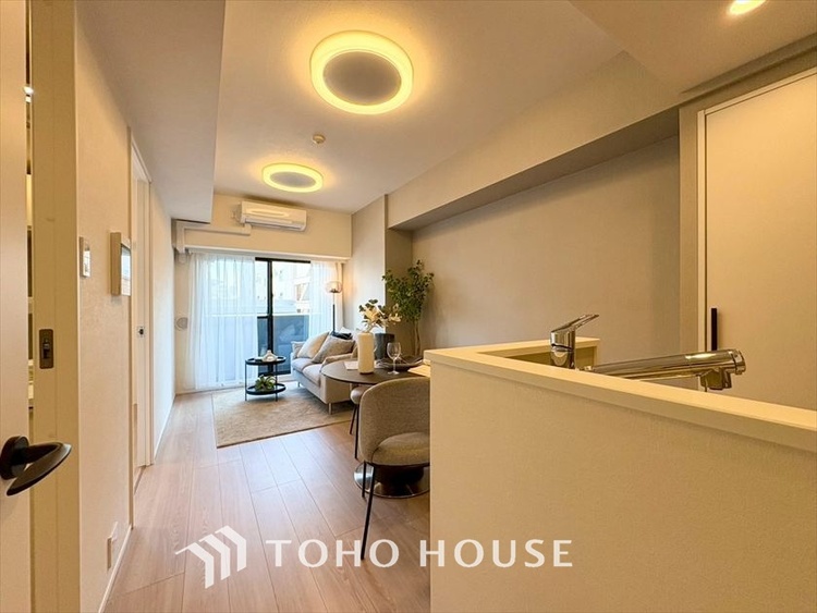 内装 【LIVING】◆simple is best◆無駄のない綺麗なつくりのリビングルームであなただけの暮らしを。