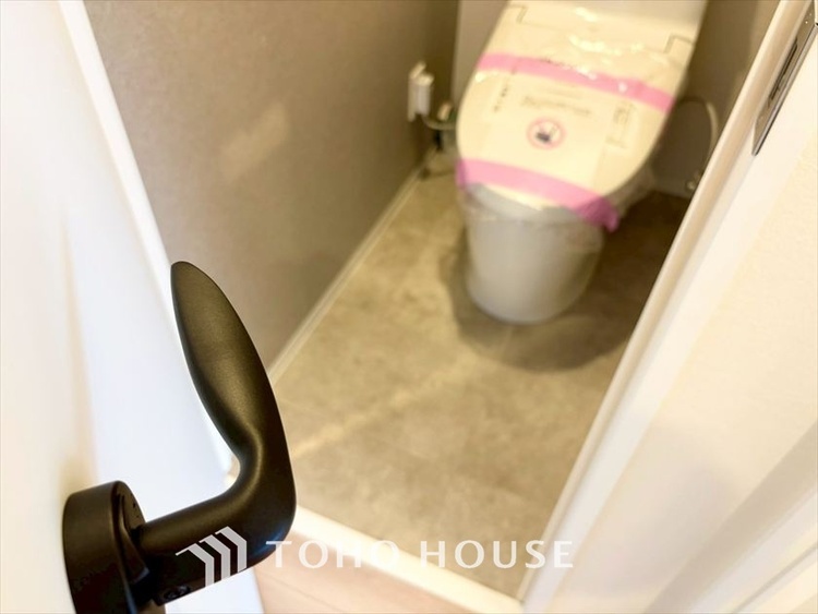 トイレ 【TOILET】◆快適◆な生活に不可欠。節水型の高性能トイレを新設。