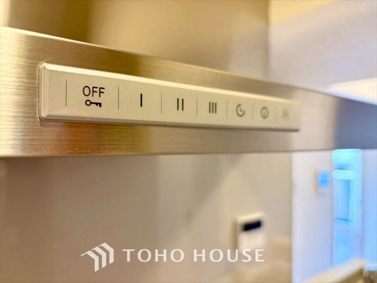 その他 【KITCHEN】◆開放的◆後片付けが楽なシステムキッチン。収納スペースの充実！