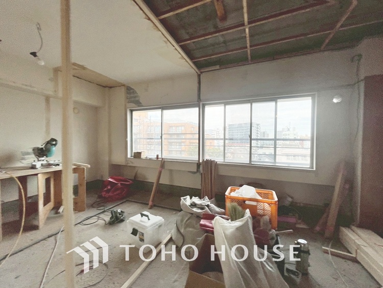 内装 現在改装中◆属毛離裏◆子は父を手本とし、母に愛育されて成長する。家族の深い繋がり。いつまでも大切にしたい。