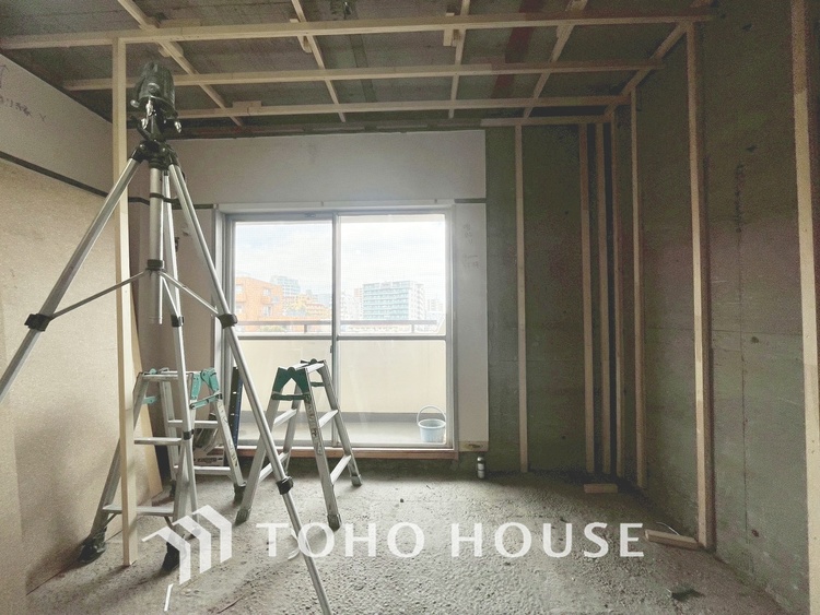 内装 現在改装中◆住む喜び、楽しさ、感動◆を君と共有したい。いつまでもずっと家族を見渡せるこの広い空間で。