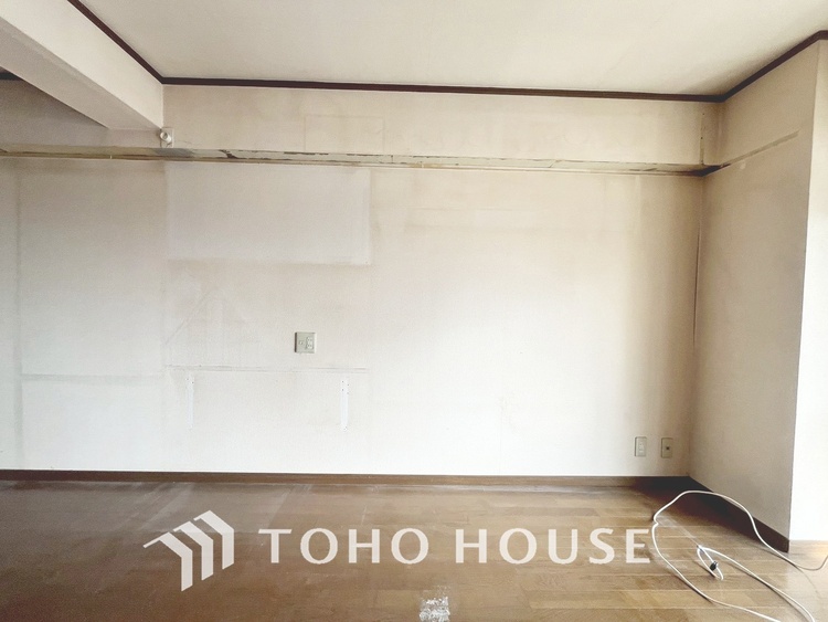 内装 現在改装中◆住む喜び、楽しさ、感動◆を君と共有したい。いつまでもずっと家族を見渡せるこの広い空間で。