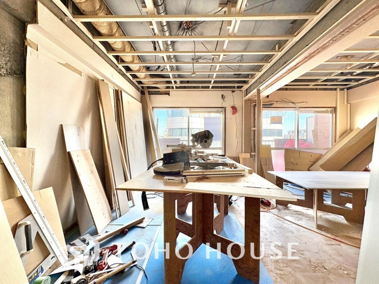 内装 現在改装中◆眩い◆光が燦々と入り、家族の笑顔を照らす。「いつまでも続いて」と願う夢のような毎日がここにある。