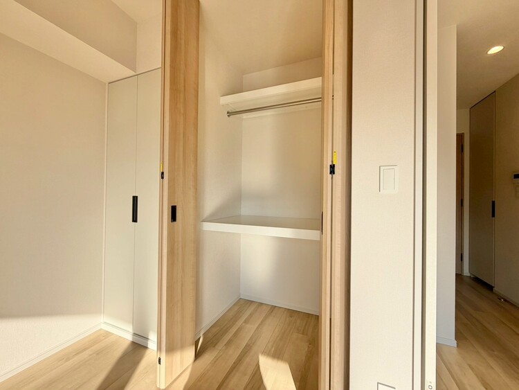 その他 家電やスーツケース、ストック品など何でも片付く嬉しい空間です。