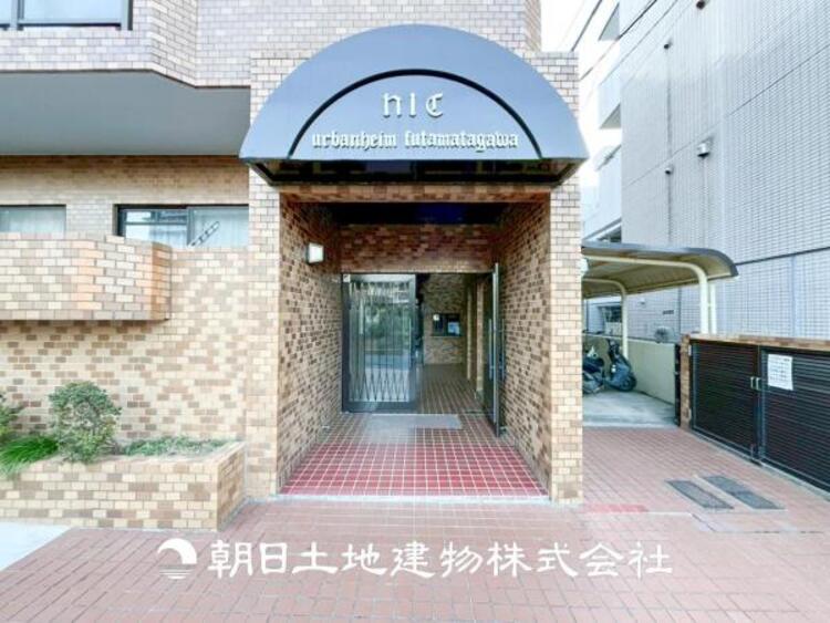 外観 【外観写真】時間のゆとりと空間、暖かな陽光がもたらす光と風を独占してください。新しい暮らしが始まります。