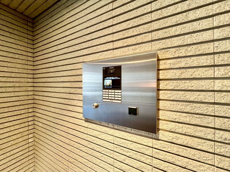 その他 誰が来てもわかる様にモニター付きインターホンを設置。