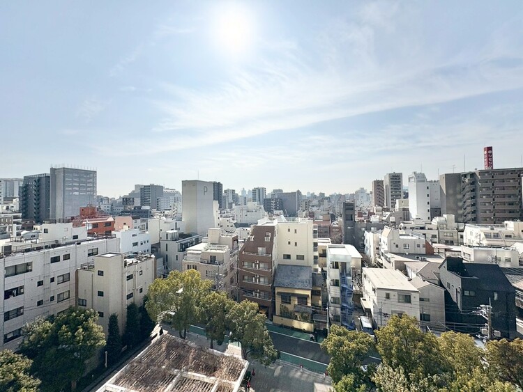 その他 眺望や窓からの景色が良いと、家で過ごす時間も快適です。