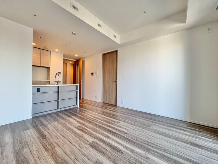 居間 充実した生活は伸びやかな居室空間から始まります。