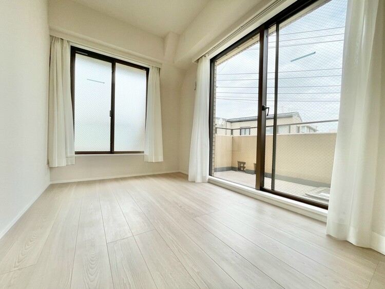 その他 清かで艶やかな時間をもたらしてくれる室内です。