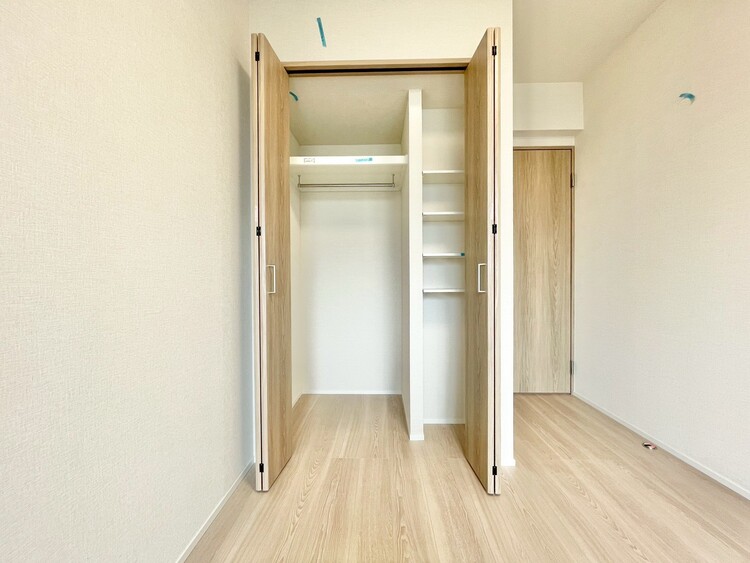 その他 収納スペースが付いていて、お部屋を広く使っていただけます。