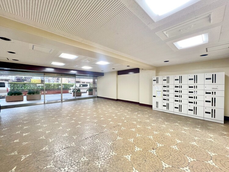 その他 館内は静寂な中が保たれており、管理が行き届いている印象を受けました。