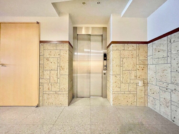 その他 エレベーター完備のため荷物が多くなっても安心。