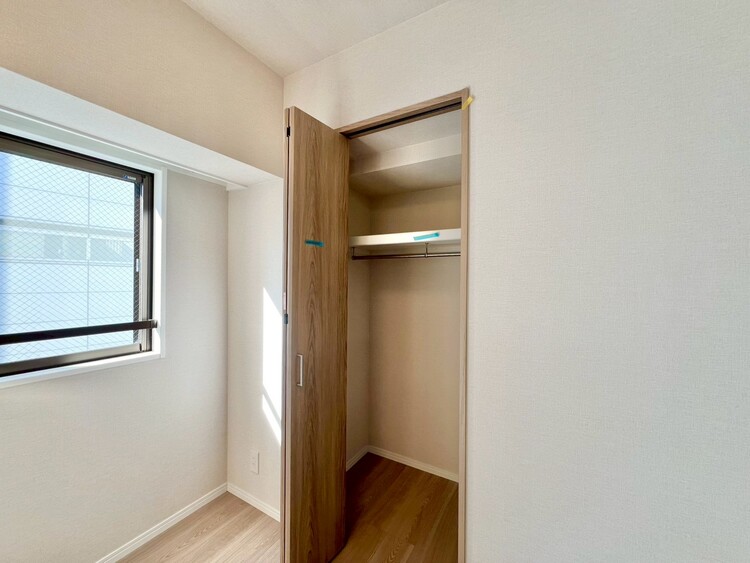 その他 収納スペースが付いていて、お部屋を広く使っていただけます。