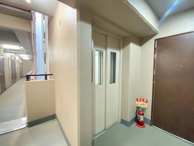 その他 エレベーター完備のため荷物が多くなっても安心。
