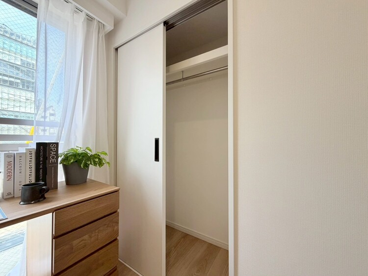 その他 収納スペースが付いていて、お部屋を広く使っていただけます。