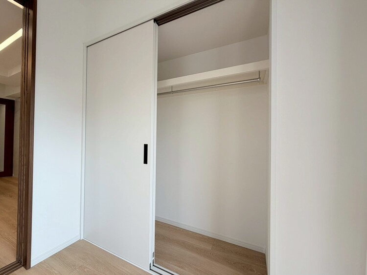 その他 家電やスーツケース、ストック品など何でも片付く嬉しい空間です。