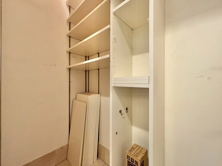 その他 家電やスーツケース、ストック品など何でも片付く嬉しい空間です。