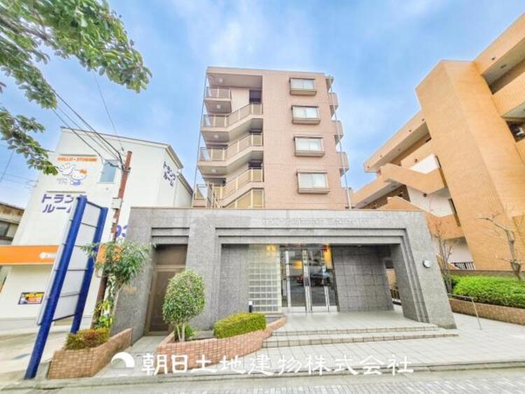 外観 表現された空間はたくさんの光を浴び、風を感じ、暮らしの時間を豊かにしてくれます。